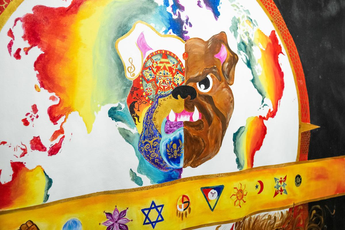一幅亚洲博彩平台排名的壁画，背景是世界地图